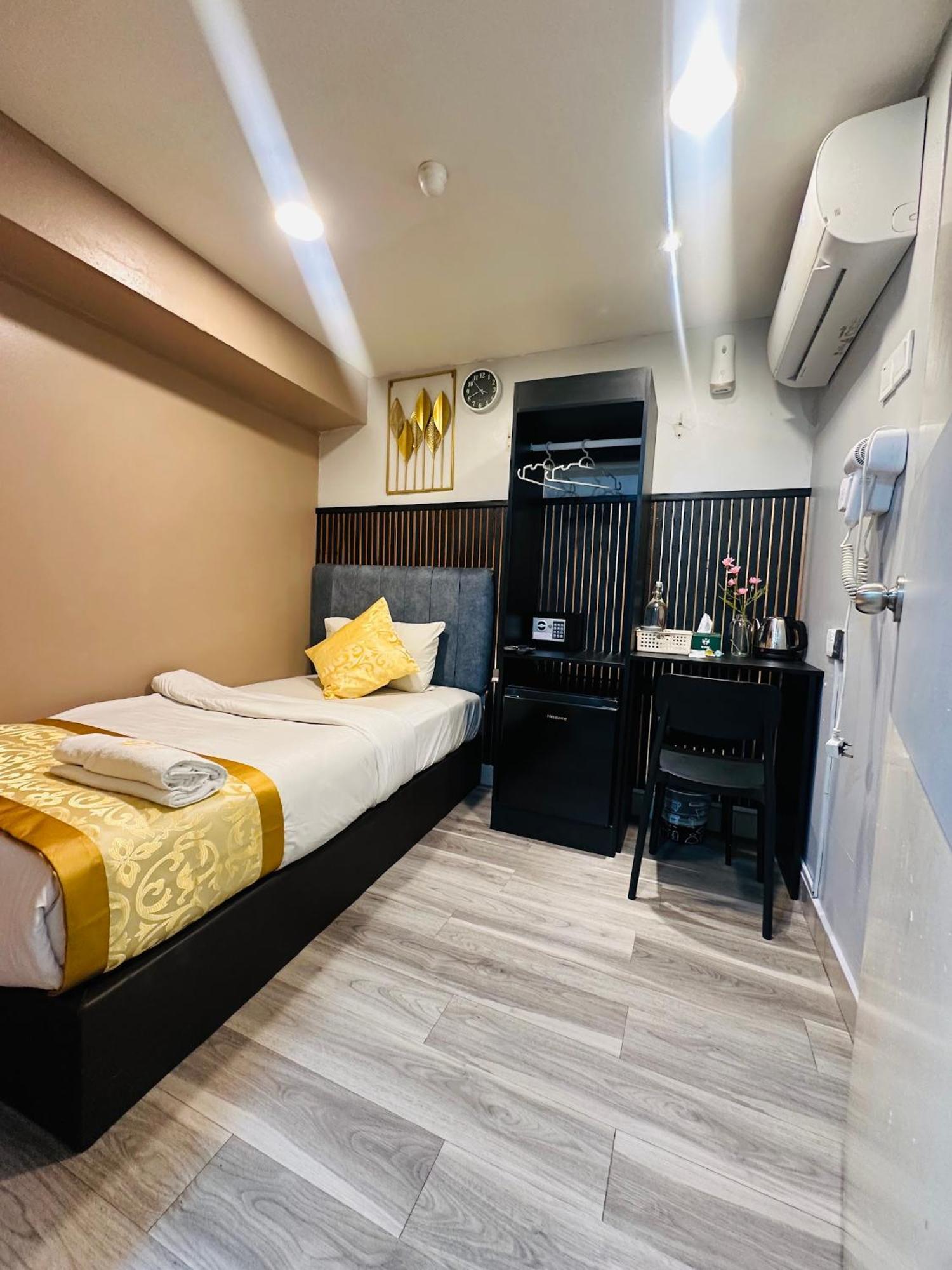 Single Room
